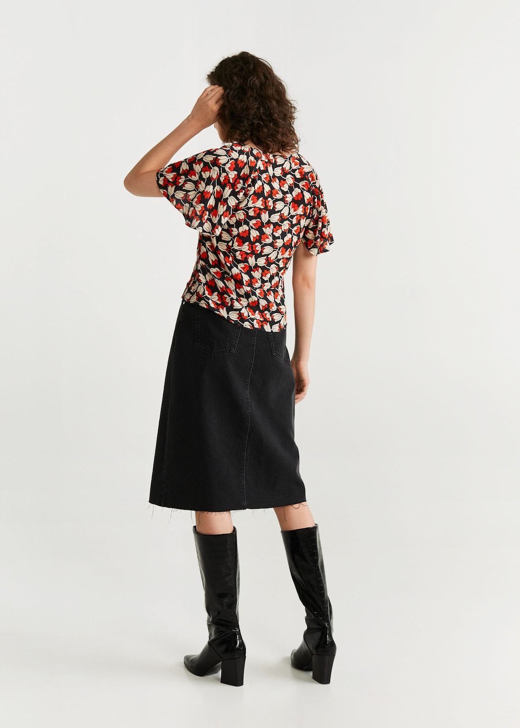 Floral print blouse