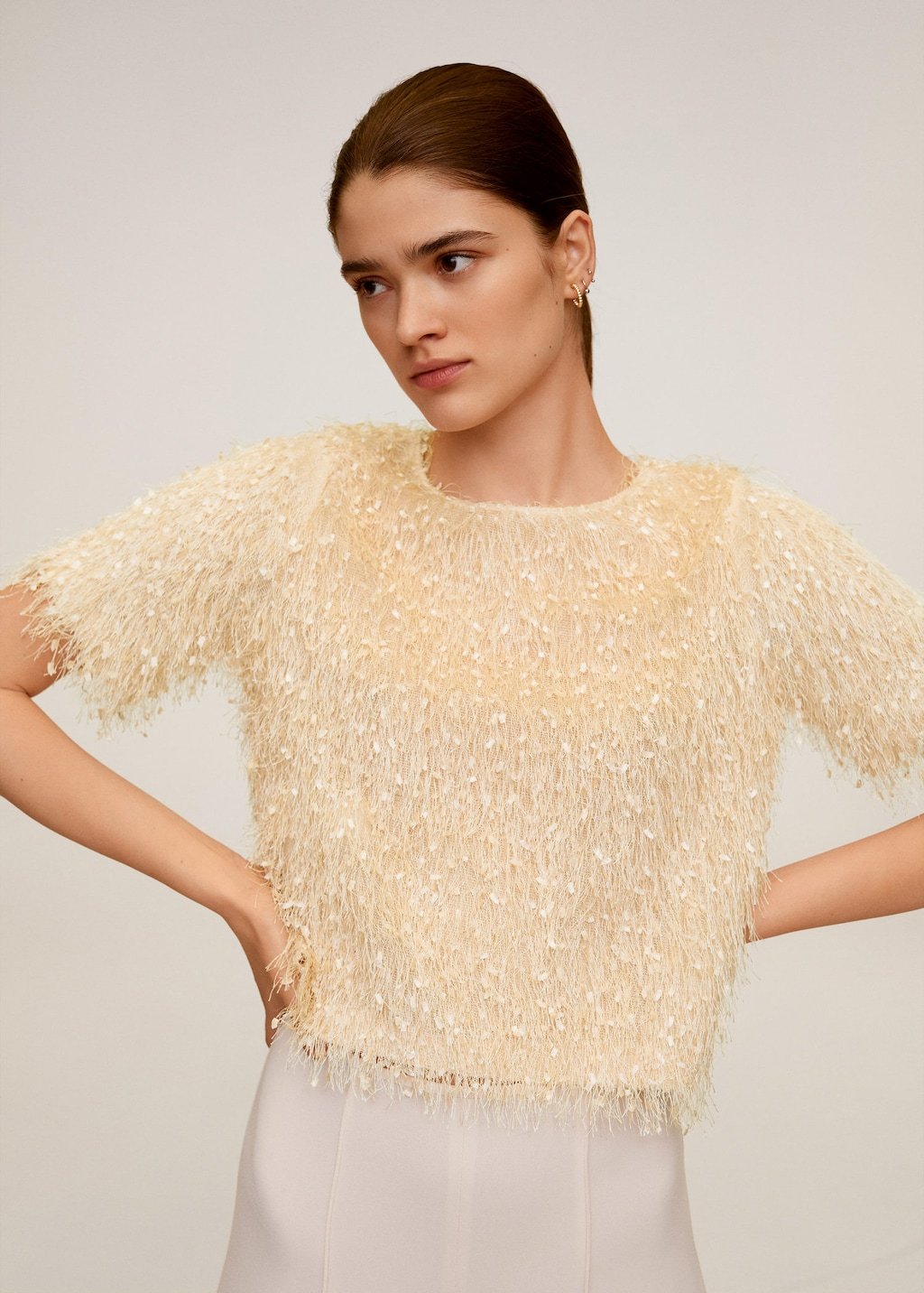 Frayed edges top
