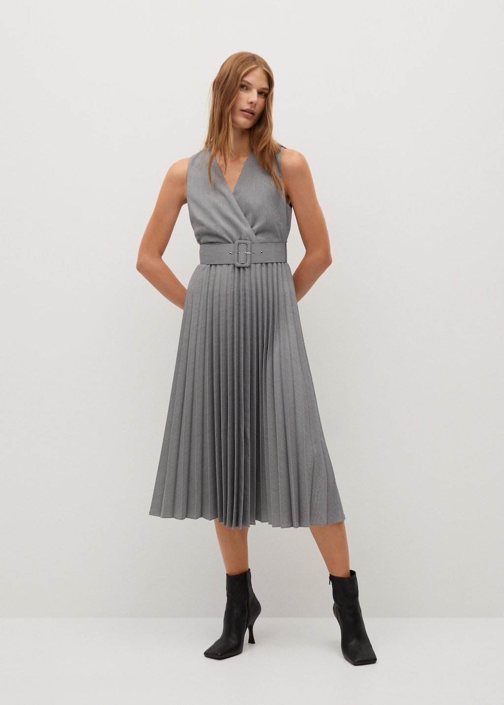 Pleated skirt dress