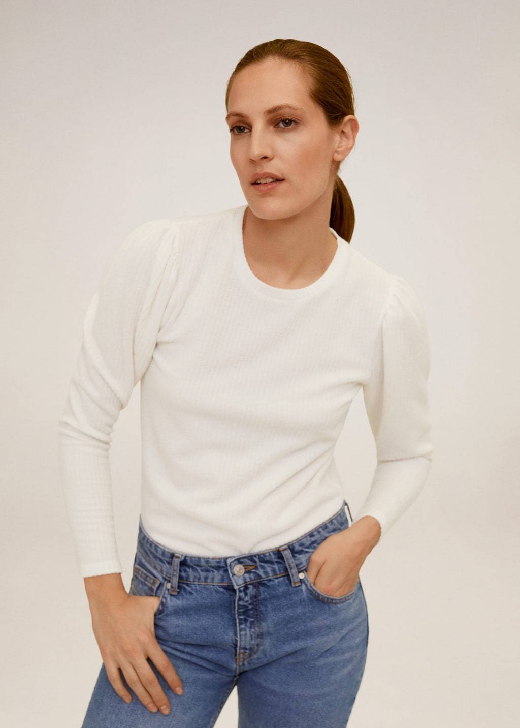 Puffed sleeves T-shirt