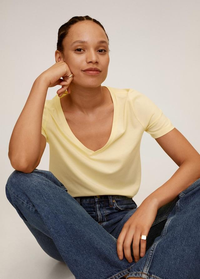 V-neck cotton T-shirt
