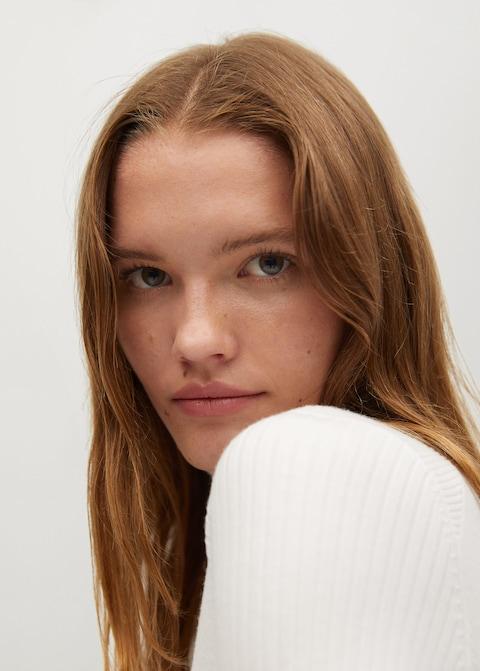 Turtle neck sweater